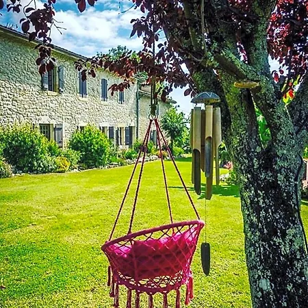 D'hotes Le Bernes 3*