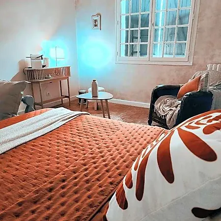 Couette-café D'hotes Le Bernes 3*